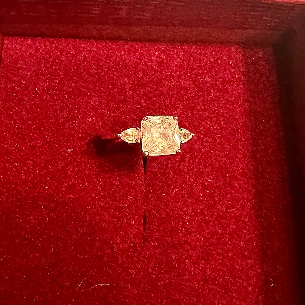Premier Designs Three Stone Ring
